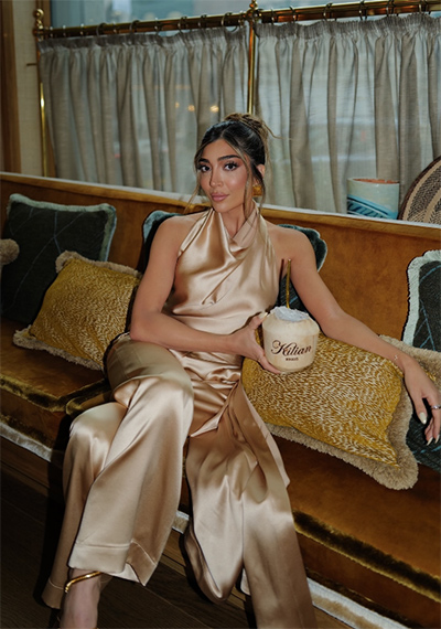 英国时尚服装穿搭宣传推广博主