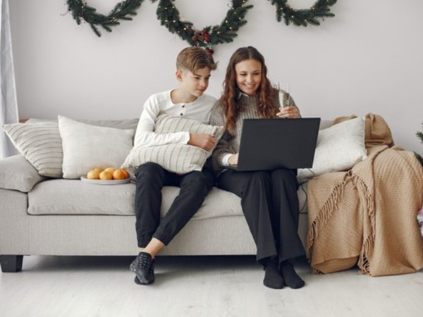 为什么应该选择海外网红推广？